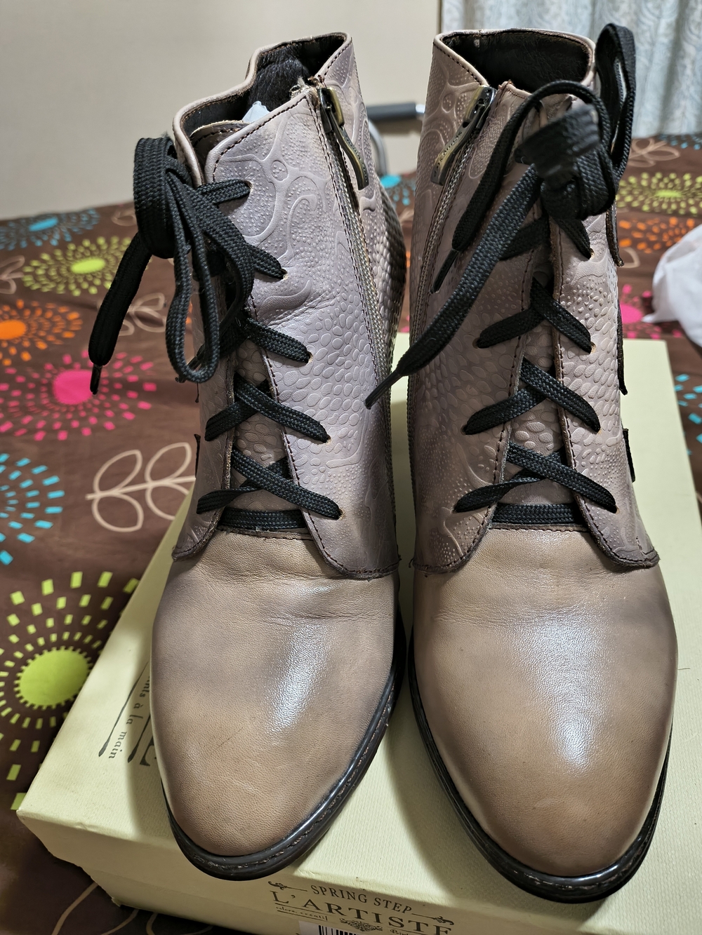 L'ATISTE Blush Pink Lace-Up Ankle Boots with Black Appliqué - Picture 2 of 6